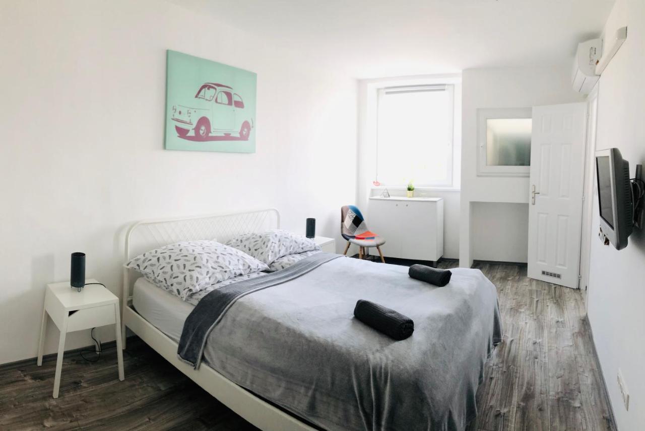 Central Apartments Veszprem Luaran gambar
