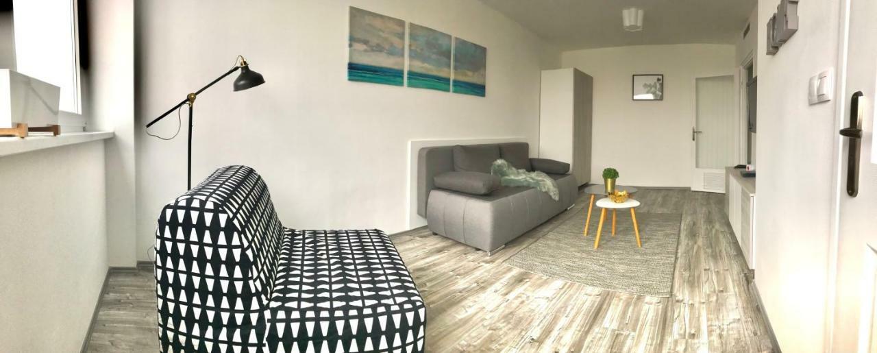 Central Apartments Veszprem Luaran gambar